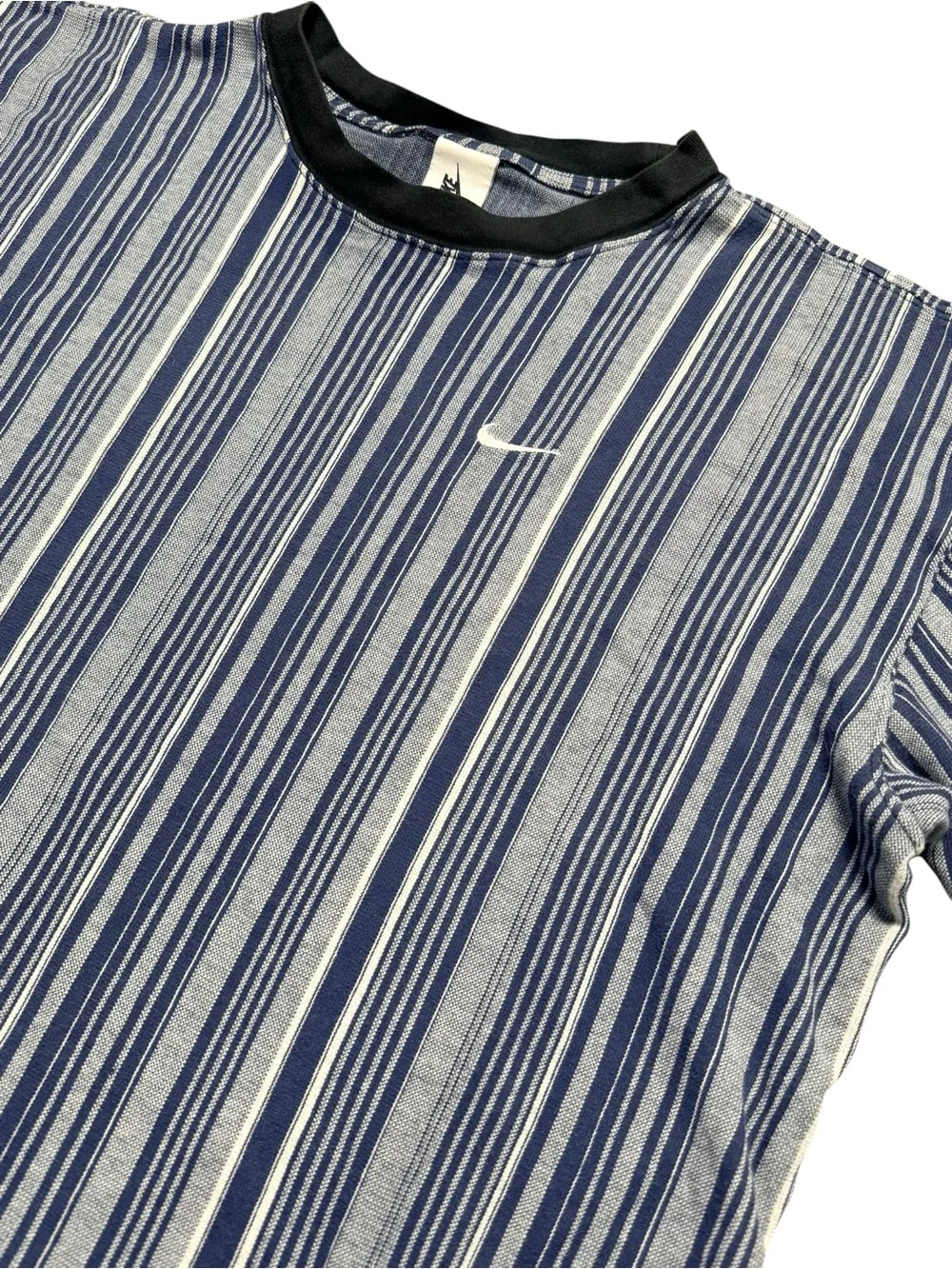 Nike Striped Tee Blue White Embroidered Swoosh Cotton T-Shirt Size Large